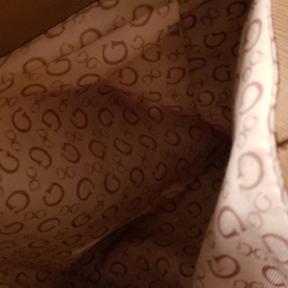 Handbag - Picture 3 of 8